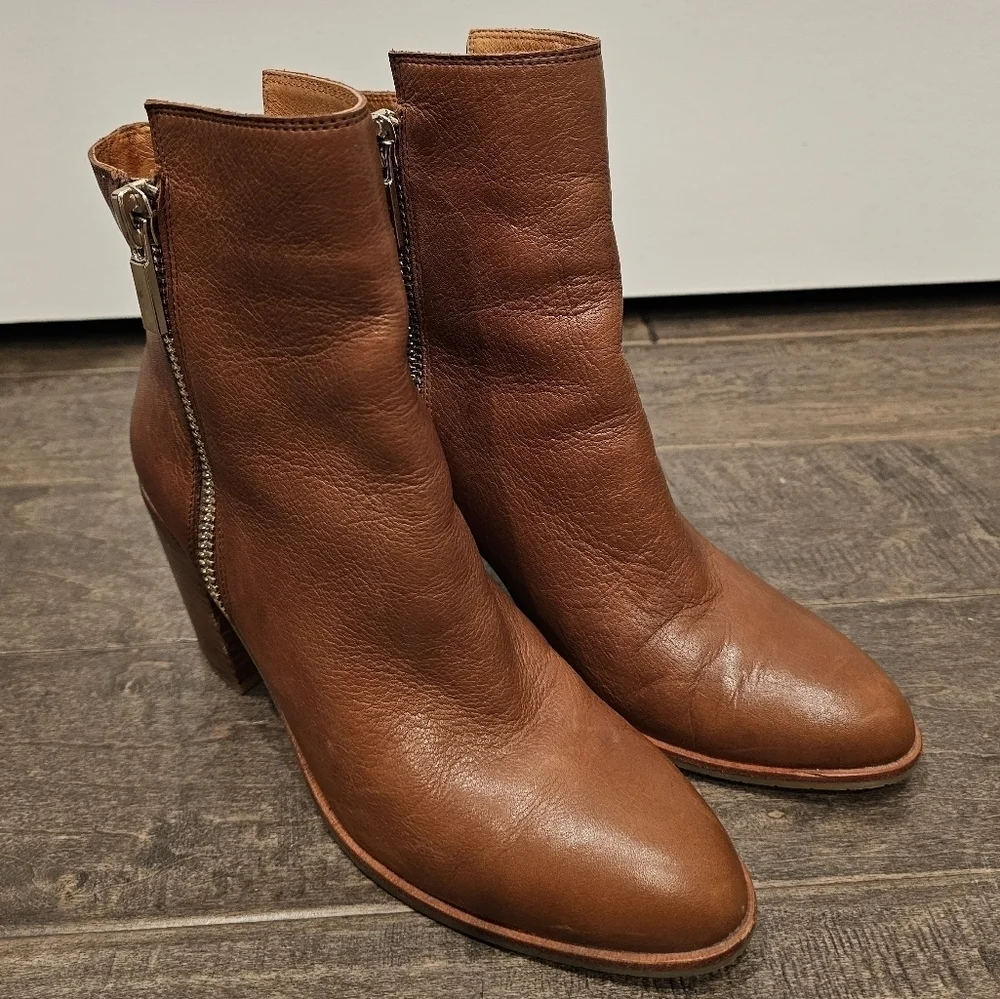 Kenneth Cole Ingrid Genuine Leather Ankle Boots Sz 8.5